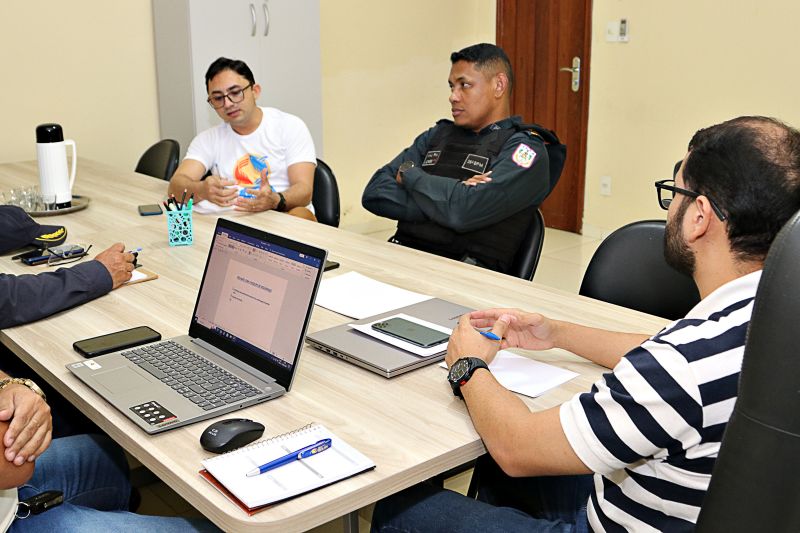 REUNIÃO SEDESTRAN <div class='credito_fotos'>Foto: Márcio Souza &nbsp;&nbsp;|&nbsp;&nbsp; <a href='/midias/2023/originais/7700_c36eb21e-9ff7-0da0-923e-16e8b5a60ac5.jpg' download><i class='fa-solid fa-download'></i> Download</a></div>