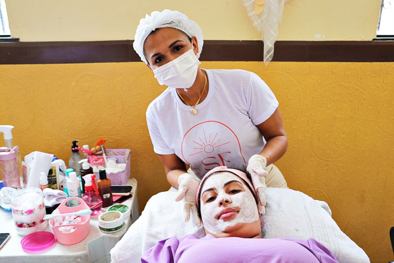 AÇÃO SOCIAL SEMAGRI MURININ <div class='credito_fotos'>Foto: Márcio Souza &nbsp;&nbsp;|&nbsp;&nbsp; <a href='/midias/2023/originais/7703_87c1307e-5803-f42c-2aa0-6cb7774afa68.jpg' download><i class='fa-solid fa-download'></i> Download</a></div>