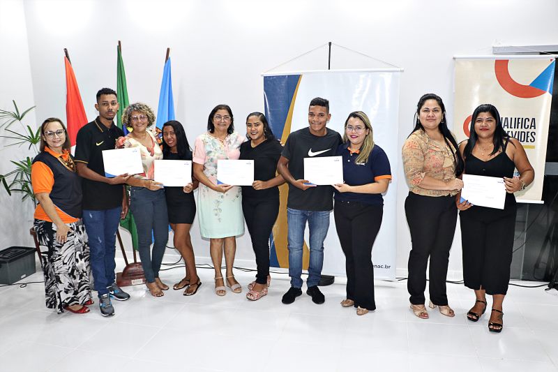 CERIMONIAL DE CERTIFICAÇÃO SEMTEPS <div class='credito_fotos'>Foto: Márcio Souza &nbsp;&nbsp;|&nbsp;&nbsp; <a href='/midias/2023/originais/7708_38c04e6d-e048-c0b7-abe2-22a23d98c63e.jpg' download><i class='fa-solid fa-download'></i> Download</a></div>