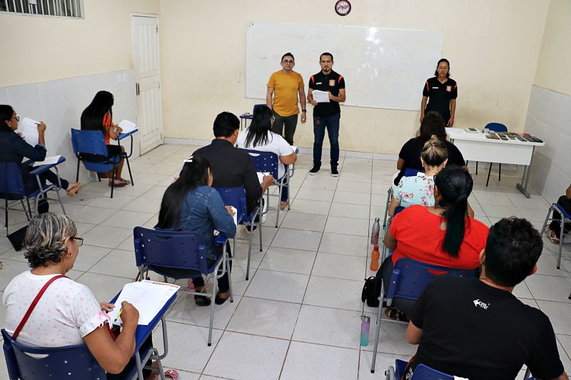 Aplicação de PROVA PARA GESTORES Escola St Luzia <div class='credito_fotos'>Foto: Márcio Souza &nbsp;&nbsp;|&nbsp;&nbsp; <a href='/midias/2023/originais/7714_dcefc095-4227-d5bd-7332-0d999316f77c.jpg' download><i class='fa-solid fa-download'></i> Download</a></div>