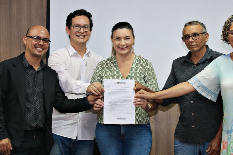 APRESENTAÇÃO - PROJETO CIDADES AMIGAS DA PESSOA IDOSA <div class='credito_fotos'>Foto: Márcio Souza &nbsp;&nbsp;|&nbsp;&nbsp; <a href='/midias/2023/originais/7719_89f63b40-abc2-461b-f543-40dd0f6f58d4.jpg' download><i class='fa-solid fa-download'></i> Download</a></div>