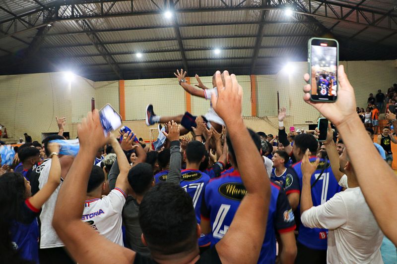 FINAL DO CAMPEONATO DE FUTSAL <div class='credito_fotos'>Foto: Márcio Souza &nbsp;&nbsp;|&nbsp;&nbsp; <a href='/midias/2023/originais/7733_ac90555a-89e7-bd4d-dbfd-762230987291.jpg' download><i class='fa-solid fa-download'></i> Download</a></div>