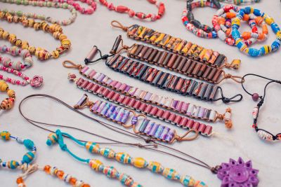 galeria: OFICINA DE ECO BIJUTERIA