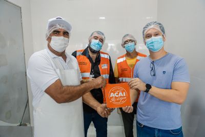 notícia: Selo de qualidade “Açaí Pai D’égua” é entregue em pontos de açaí do município