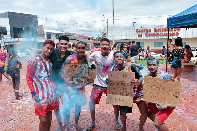 APROVAÇÃO DO VESTIBULAR  <div class='credito_fotos'>Foto: Márcio Souza &nbsp;&nbsp;|&nbsp;&nbsp; <a href='/midias/2024/originais/7758_b2698c43-c36c-be48-00d1-4520f0c426cf.jpg' download><i class='fa-solid fa-download'></i> Download</a></div>