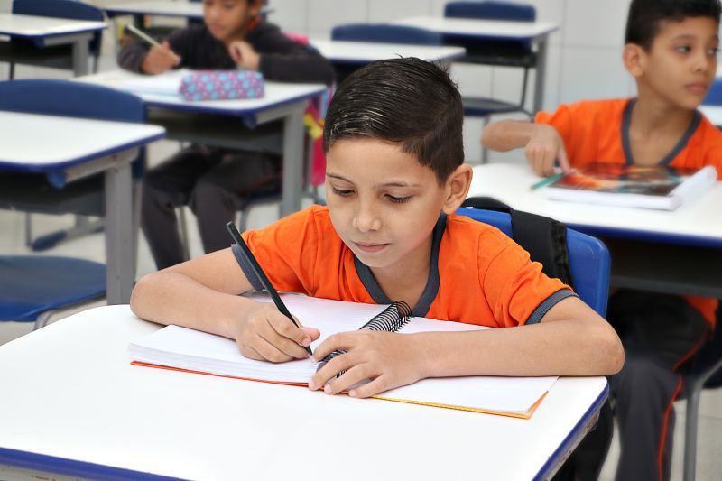 VOLTA AS AULAS MADRE TEREZA <div class='credito_fotos'>Foto: Márcio Souza &nbsp;&nbsp;|&nbsp;&nbsp; <a href='/midias/2024/originais/7765_551e88c9-b4db-8396-7990-61ecc332e8f3.jpg' download><i class='fa-solid fa-download'></i> Download</a></div>