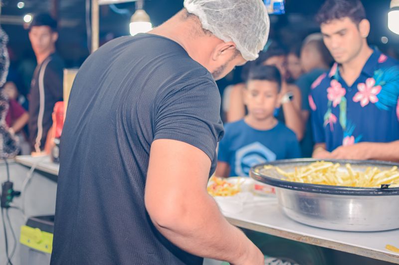  <div class='credito_fotos'>Foto: Karla Reis &nbsp;&nbsp;|&nbsp;&nbsp; <a href='/midias/2024/originais/7779_e322679e-c021-4eb8-ff9a-8cdc3b9a375c.jpg' download><i class='fa-solid fa-download'></i> Download</a></div>