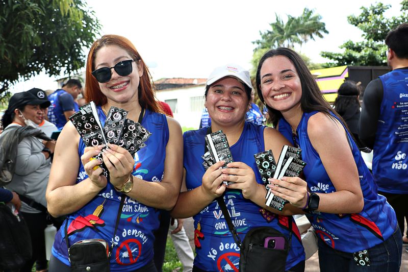 MULTIDÃO COMBATE A DENGUE <div class='credito_fotos'>Foto: Márcio Souza &nbsp;&nbsp;|&nbsp;&nbsp; <a href='/midias/2024/originais/7795_5c2c2a07-0660-0ef4-dc2c-74f23416d8a9.jpg' download><i class='fa-solid fa-download'></i> Download</a></div>