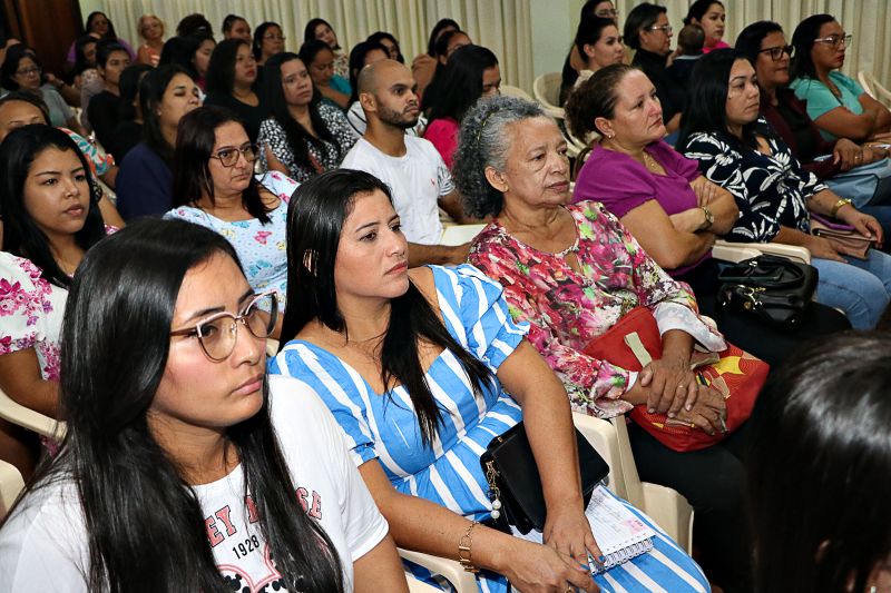 ENCONTRO DE GESTORES E COORDENADORES - SEMED.2 <div class='credito_fotos'>Foto: Márcio Souza &nbsp;&nbsp;|&nbsp;&nbsp; <a href='/midias/2024/originais/7800_7b09f724-ce1d-a9bc-e84f-3f36216fa112.jpg' download><i class='fa-solid fa-download'></i> Download</a></div>