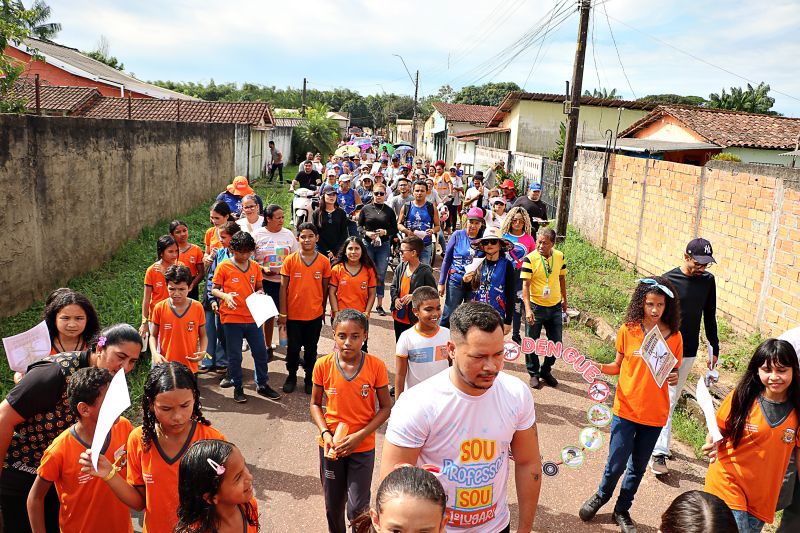 MUTIRÃO DE COMBATE A DENGUE -  BAIRRO MAGUAR <div class='credito_fotos'>Foto: Márcio Souza &nbsp;&nbsp;|&nbsp;&nbsp; <a href='/midias/2024/originais/7811_923c1d1f-5e57-7e9c-4cb0-7801de9222c9.jpg' download><i class='fa-solid fa-download'></i> Download</a></div>
