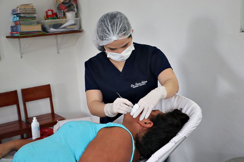 MARÇO LILAS ITINERANTE  -  BAIRRO DAS FLORES <div class='credito_fotos'>Foto: Márcio Souza &nbsp;&nbsp;|&nbsp;&nbsp; <a href='/midias/2024/originais/7833_5f75e650-e269-0990-7659-294b836efc58.jpg' download><i class='fa-solid fa-download'></i> Download</a></div>