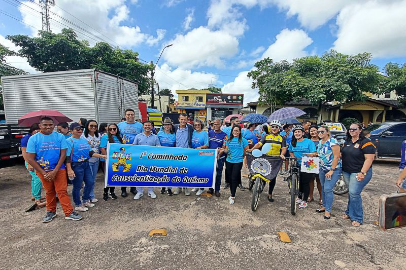 CAMINHADA DO AUTISMO <div class='credito_fotos'>Foto: Márcio Souza &nbsp;&nbsp;|&nbsp;&nbsp; <a href='/midias/2024/originais/7848_f2742065-3465-3b41-42a9-8364ec9e26b0.jpg' download><i class='fa-solid fa-download'></i> Download</a></div>