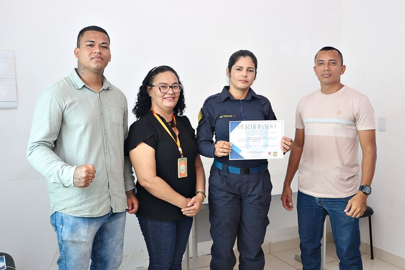 Encerramento do curso Guarda Municipal <div class='credito_fotos'>Foto: Márcio Souza &nbsp;&nbsp;|&nbsp;&nbsp; <a href='/midias/2024/originais/7917_d83ef358-c396-2329-0648-4a37d71d00df.jpg' download><i class='fa-solid fa-download'></i> Download</a></div>