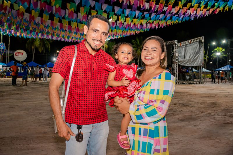  <div class='credito_fotos'>Foto: Karla Reis &nbsp;&nbsp;|&nbsp;&nbsp; <a href='/midias/2024/originais/7952_bab48d20-e520-d51e-c2c0-8af9394d07b9.jpg' download><i class='fa-solid fa-download'></i> Download</a></div>