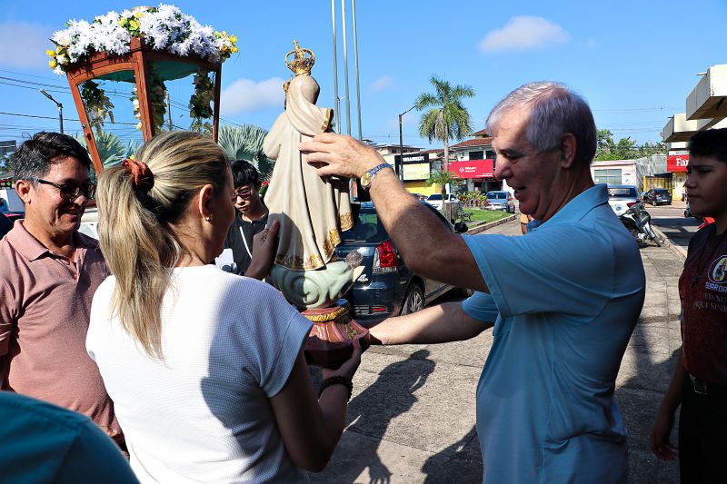 VISITA DA IMAGEM DE NOSSA SENHORA DO CARMO - PREFEITURA <div class='credito_fotos'>Foto: Márcio Souza &nbsp;&nbsp;|&nbsp;&nbsp; <a href='/midias/2024/originais/7977_b0beedea-a513-2096-3710-076473dd150b.jpg' download><i class='fa-solid fa-download'></i> Download</a></div>