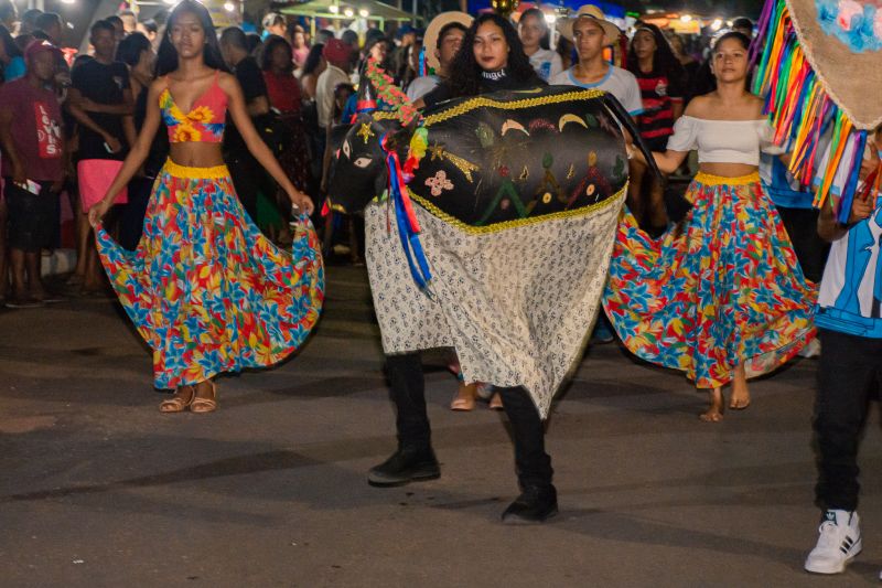  <div class='credito_fotos'>Foto: Karla Reis &nbsp;&nbsp;|&nbsp;&nbsp; <a href='/midias/2024/originais/7996_baea914e-351c-a410-f70d-0925cdfb8c36.jpg' download><i class='fa-solid fa-download'></i> Download</a></div>