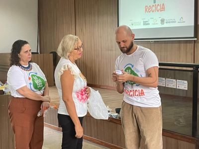 notícia: Benevides Recicla fortalece o movimento com gestores das escolas municipais por uma cidade mais sustentável 