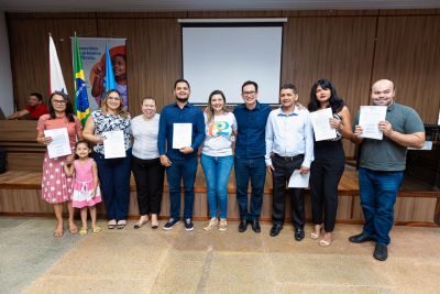 notícia: Novos agentes comunitários de saúde e agentes de combate às endemias tomam posse em Benevides