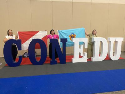 notícia: Benevides participa do X Congresso Nacional de Educação e partilham projetos e programas exitosos com o Brasil 