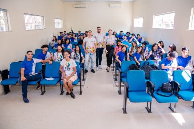 notícia: Estudantes de Benevides participam de campanha para evitar acidentes trânsito