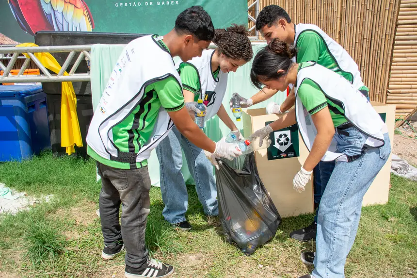  <div class='credito_fotos'>Foto: Karla Reis &nbsp;&nbsp;|&nbsp;&nbsp; <a href='/midias/2025/originais/20251114191925-GF00009209-F00106770.webp' download><i class='fa-solid fa-download'></i> Download</a></div>