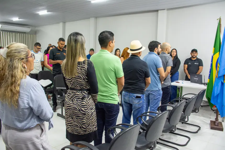  <div class='credito_fotos'>Foto: Karla Reis &nbsp;&nbsp;|&nbsp;&nbsp; <a href='/midias/2025/originais/20251115190630-GF00009210-F00106875.webp' download><i class='fa-solid fa-download'></i> Download</a></div>