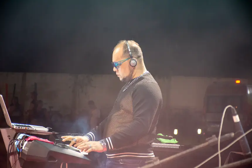  <div class='credito_fotos'>Foto: Karla Reis &nbsp;&nbsp;|&nbsp;&nbsp; <a href='/midias/2025/originais/20251117113721-GF00009211-F00106970.webp' download><i class='fa-solid fa-download'></i> Download</a></div>