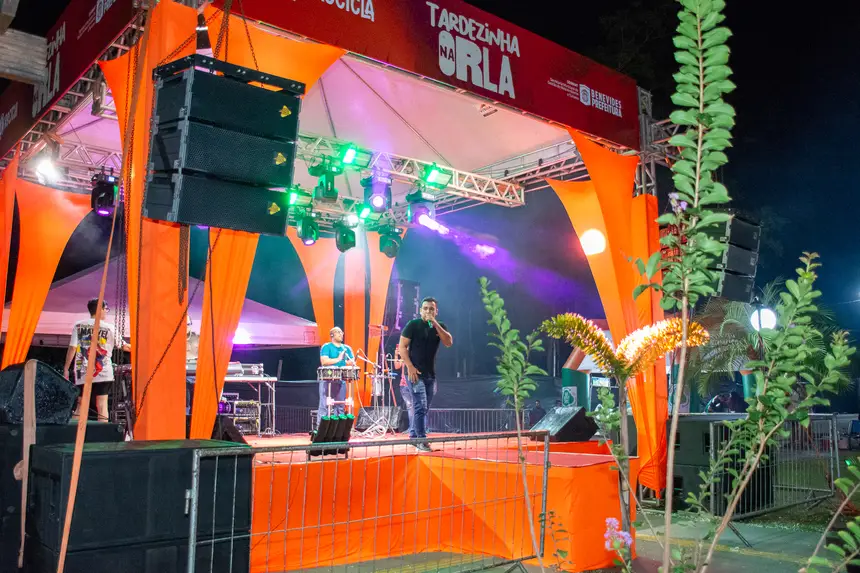  <div class='credito_fotos'>Foto: Karla Reis &nbsp;&nbsp;|&nbsp;&nbsp; <a href='/midias/2025/originais/20251117113733-GF00009211-F00106979.webp' download><i class='fa-solid fa-download'></i> Download</a></div>