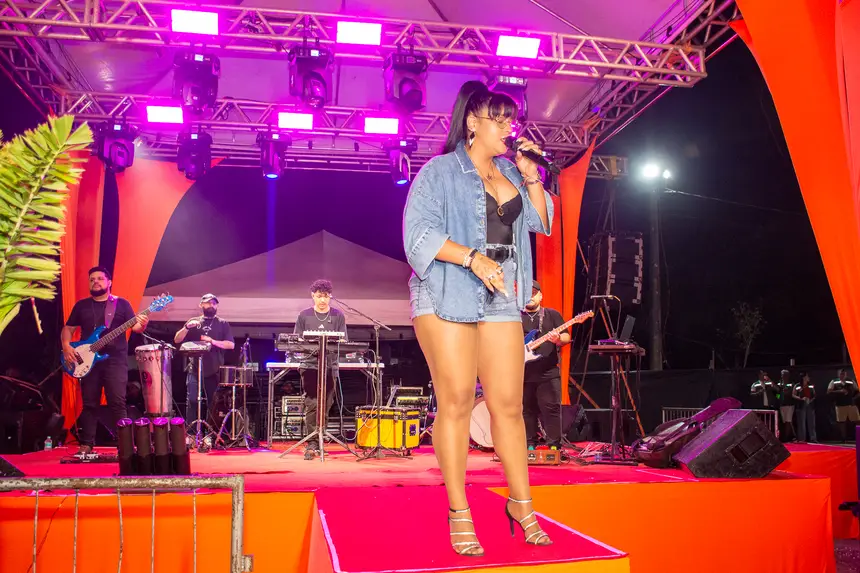  <div class='credito_fotos'>Foto: Karla Reis &nbsp;&nbsp;|&nbsp;&nbsp; <a href='/midias/2025/originais/20251117113810-GF00009211-F00107006.webp' download><i class='fa-solid fa-download'></i> Download</a></div>