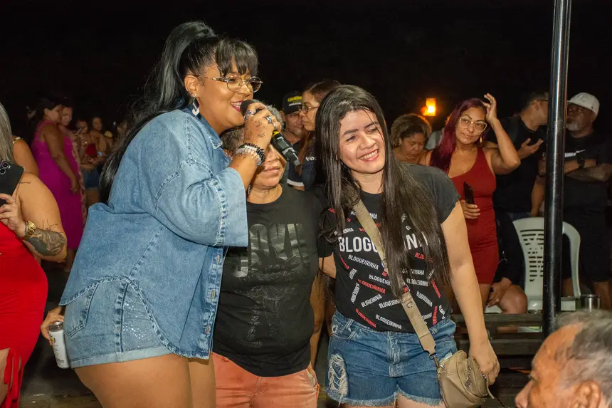  <div class='credito_fotos'>Foto: Karla Reis &nbsp;&nbsp;|&nbsp;&nbsp; <a href='/midias/2025/originais/20251117113825-GF00009211-F00107017.webp' download><i class='fa-solid fa-download'></i> Download</a></div>