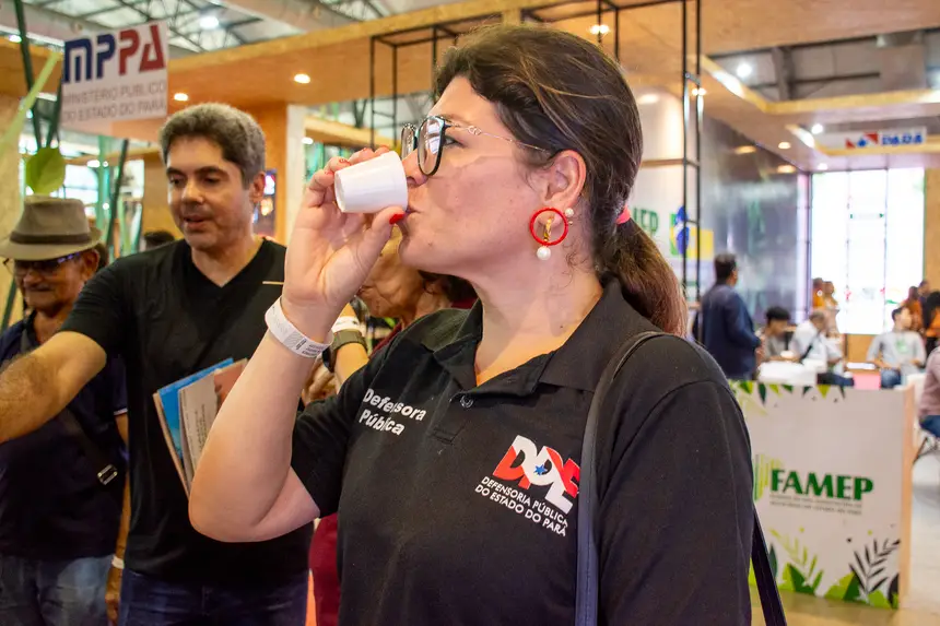  <div class='credito_fotos'>Foto: Karla Reis &nbsp;&nbsp;|&nbsp;&nbsp; <a href='/midias/2025/originais/20251119102015-GF00009215-F00107185.webp' download><i class='fa-solid fa-download'></i> Download</a></div>