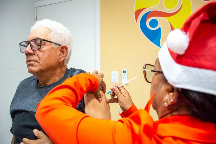  <div class='credito_fotos'>Foto: Karla Reis &nbsp;&nbsp;|&nbsp;&nbsp; <a href='/midias/2025/originais/20251203134712-GF00009224-F00107642.webp' download><i class='fa-solid fa-download'></i> Download</a></div>