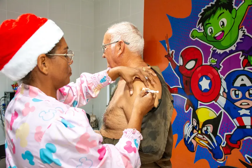  <div class='credito_fotos'>Foto: Karla Reis &nbsp;&nbsp;|&nbsp;&nbsp; <a href='/midias/2025/originais/20251203134731-GF00009224-F00107656.webp' download><i class='fa-solid fa-download'></i> Download</a></div>