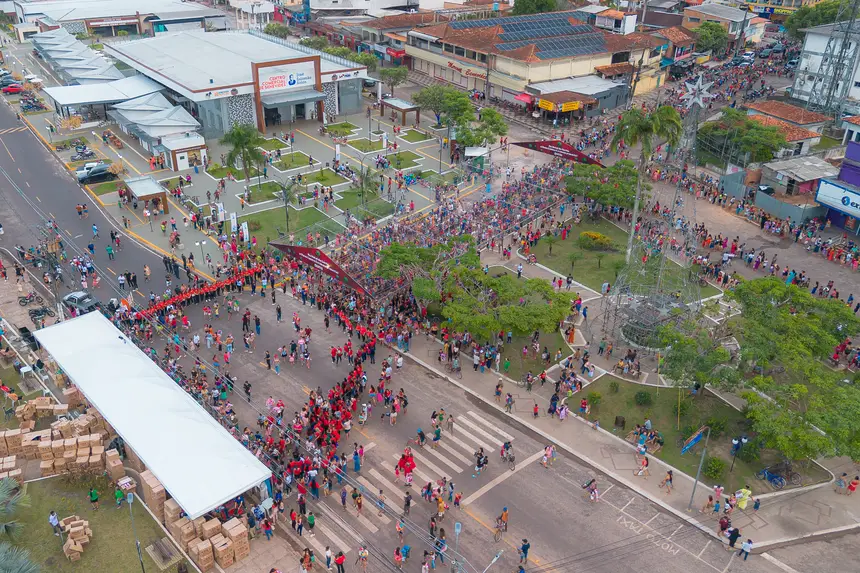  <div class='credito_fotos'>Foto: Heloam Sousa &nbsp;&nbsp;|&nbsp;&nbsp; <a href='/midias/2025/originais/20251215161103-GF00009233-F00107885.webp' download><i class='fa-solid fa-download'></i> Download</a></div>