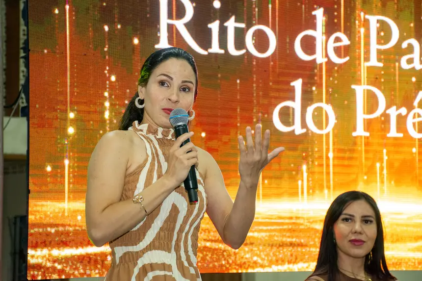  <div class='credito_fotos'>Foto: Karla Reis &nbsp;&nbsp;|&nbsp;&nbsp; <a href='/midias/2025/originais/20251219103316-GF00009241-F00108120.webp' download><i class='fa-solid fa-download'></i> Download</a></div>