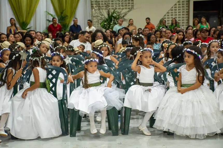  <div class='credito_fotos'>Foto: Karla Reis &nbsp;&nbsp;|&nbsp;&nbsp; <a href='/midias/2025/originais/20251219104023-GF00009242-F00108202.webp' download><i class='fa-solid fa-download'></i> Download</a></div>