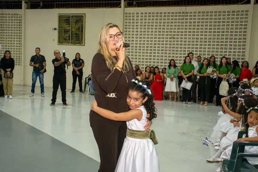  <div class='credito_fotos'>Foto: Karla Reis &nbsp;&nbsp;|&nbsp;&nbsp; <a href='/midias/2025/originais/20251219104025-GF00009242-F00108203.webp' download><i class='fa-solid fa-download'></i> Download</a></div>