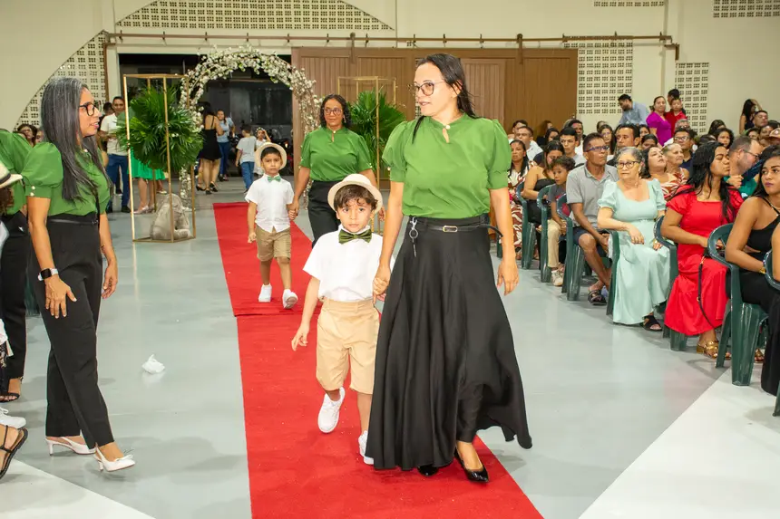  <div class='credito_fotos'>Foto: Karla Reis &nbsp;&nbsp;|&nbsp;&nbsp; <a href='/midias/2025/originais/20251219104028-GF00009242-F00108205.webp' download><i class='fa-solid fa-download'></i> Download</a></div>