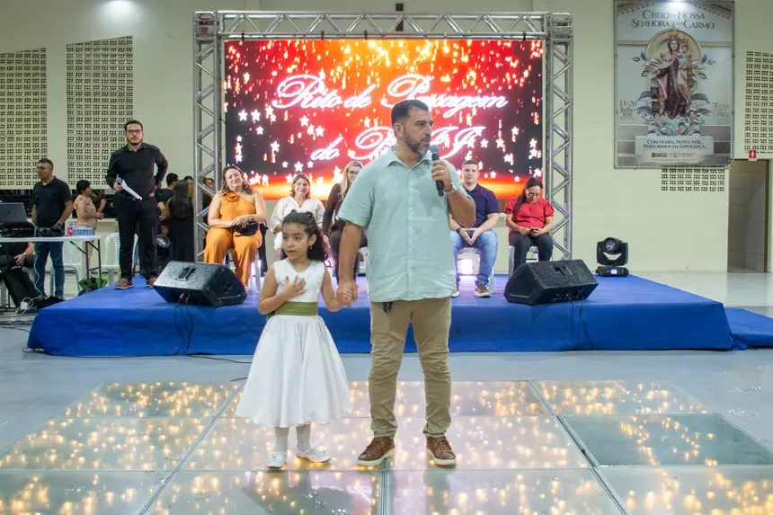  <div class='credito_fotos'>Foto: Karla Reis &nbsp;&nbsp;|&nbsp;&nbsp; <a href='/midias/2025/originais/20251219104114-GF00009242-F00108239.webp' download><i class='fa-solid fa-download'></i> Download</a></div>