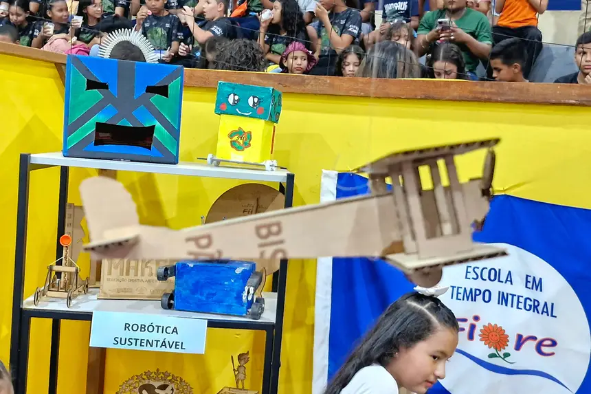  <div class='credito_fotos'>Foto: Márcio Souza &nbsp;&nbsp;|&nbsp;&nbsp; <a href='/midias/2025/originais/20251223124600-GF00009249-F00108484.webp' download><i class='fa-solid fa-download'></i> Download</a></div>