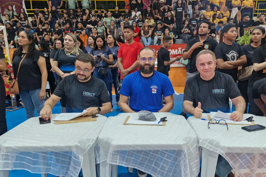  <div class='credito_fotos'>Foto: Márcio Souza &nbsp;&nbsp;|&nbsp;&nbsp; <a href='/midias/2025/originais/20251223124709-GF00009249-F00108526.webp' download><i class='fa-solid fa-download'></i> Download</a></div>