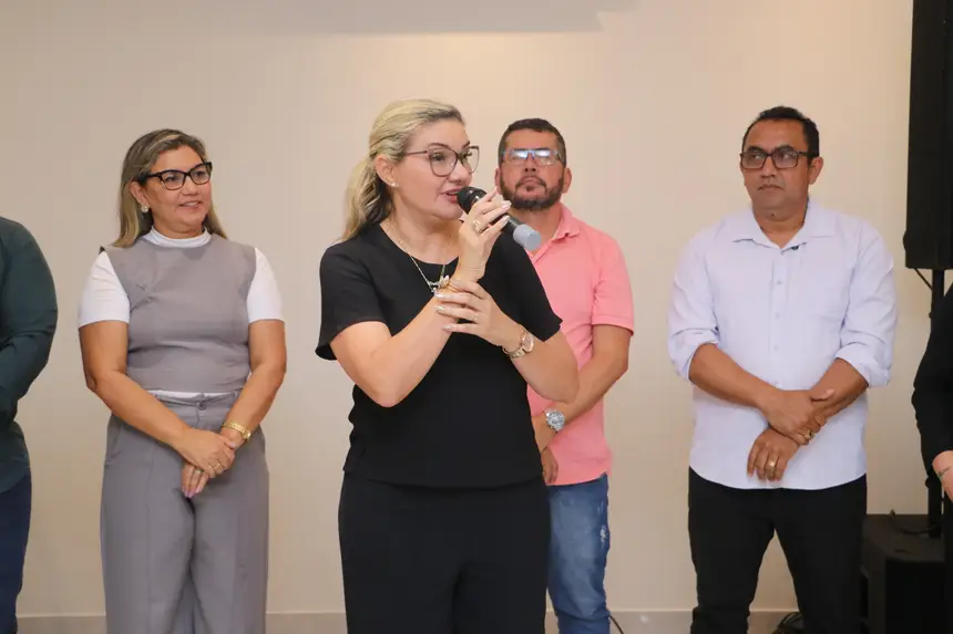  <div class='credito_fotos'>Foto: Márcio Souza &nbsp;&nbsp;|&nbsp;&nbsp; <a href='/midias/2025/originais/20251224004238-GF00009252-F00108694.webp' download><i class='fa-solid fa-download'></i> Download</a></div>