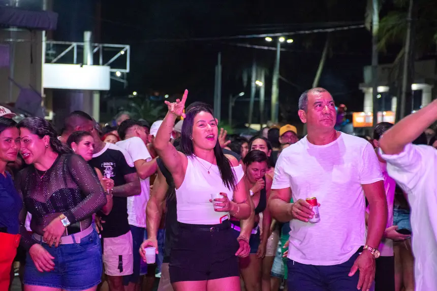  <div class='credito_fotos'>Foto: Karla Reis &nbsp;&nbsp;|&nbsp;&nbsp; <a href='/midias/2025/originais/20251229104727-GF00009254-F00108732.webp' download><i class='fa-solid fa-download'></i> Download</a></div>