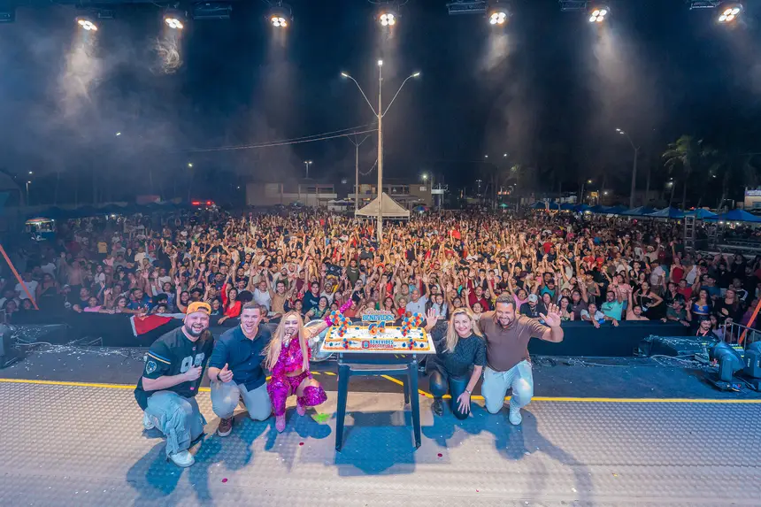  <div class='credito_fotos'>Foto: Heloam Sousa &nbsp;&nbsp;|&nbsp;&nbsp; <a href='/midias/2025/originais/20251230053202-GF00009256-F00108822.webp' download><i class='fa-solid fa-download'></i> Download</a></div>