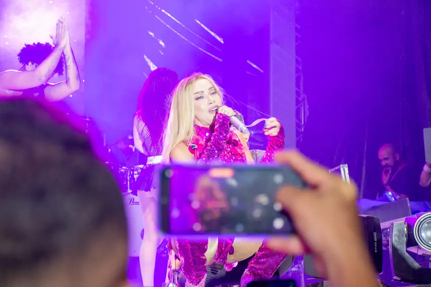  <div class='credito_fotos'>Foto: Karla Reis &nbsp;&nbsp;|&nbsp;&nbsp; <a href='/midias/2025/originais/20251230085759-GF00009257-F00108872.webp' download><i class='fa-solid fa-download'></i> Download</a></div>