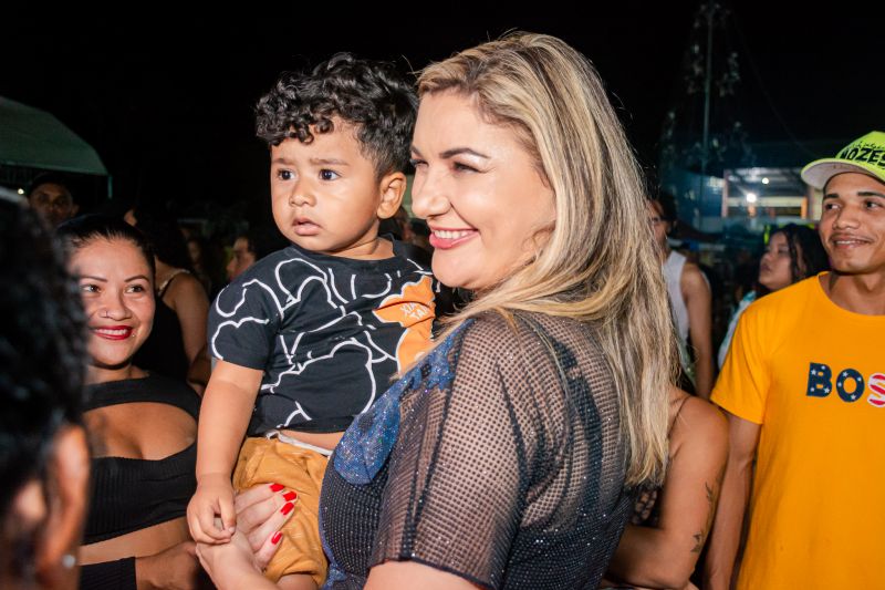  <div class='credito_fotos'>Foto: Karla Reis &nbsp;&nbsp;|&nbsp;&nbsp; <a href='/midias/2025/originais/8034_bb26113c-821f-9a29-f325-b275494be672.jpg' download><i class='fa-solid fa-download'></i> Download</a></div>