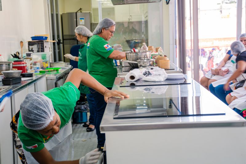  <div class='credito_fotos'>Foto: Karla Reis &nbsp;&nbsp;|&nbsp;&nbsp; <a href='/midias/2025/originais/8035_25a434ce-ed4c-7c39-f5f3-af68e4a7de15.jpg' download><i class='fa-solid fa-download'></i> Download</a></div>