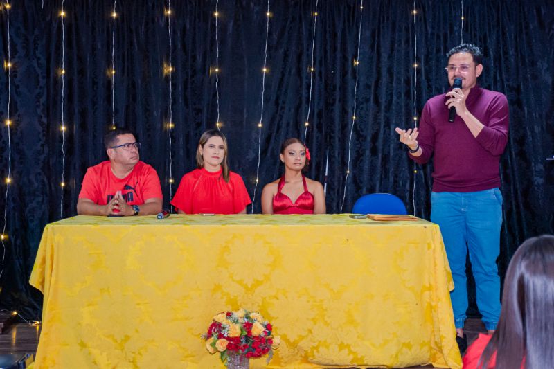  <div class='credito_fotos'>Foto: Karla Reis &nbsp;&nbsp;|&nbsp;&nbsp; <a href='/midias/2025/originais/8036_8a5bd5ba-eff7-5440-9766-c073db1fa7ca.jpg' download><i class='fa-solid fa-download'></i> Download</a></div>