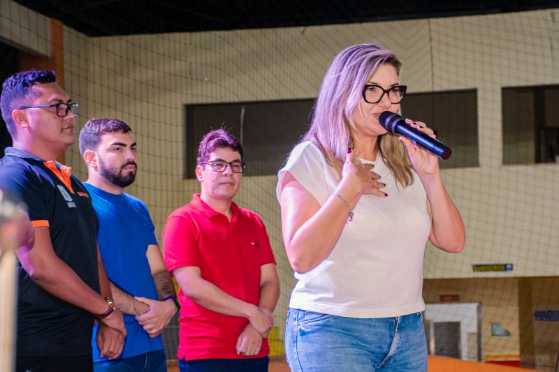  <div class='credito_fotos'>Foto: Karla Reis &nbsp;&nbsp;|&nbsp;&nbsp; <a href='/midias/2025/originais/8043_0b110e3c-15e8-0e2c-09f5-a32185a2d6e1.jpg' download><i class='fa-solid fa-download'></i> Download</a></div>