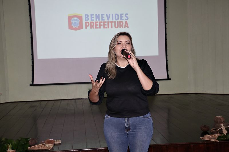 FORMAÇÃO DE PROFESSORES <div class='credito_fotos'>Foto: Márcio Souza &nbsp;&nbsp;|&nbsp;&nbsp; <a href='/midias/2025/originais/8049_9fa5a741-3444-e724-b8a5-5a9042ec7820.jpg' download><i class='fa-solid fa-download'></i> Download</a></div>